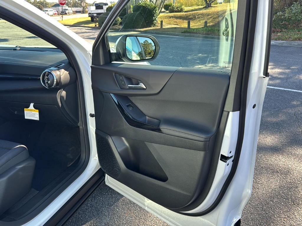 new 2026 Chevrolet Equinox car, priced at $33,490