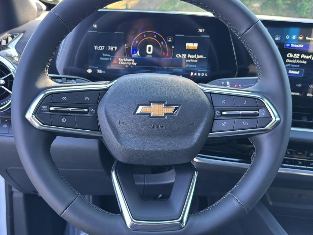 new 2026 Chevrolet Equinox car, priced at $33,490