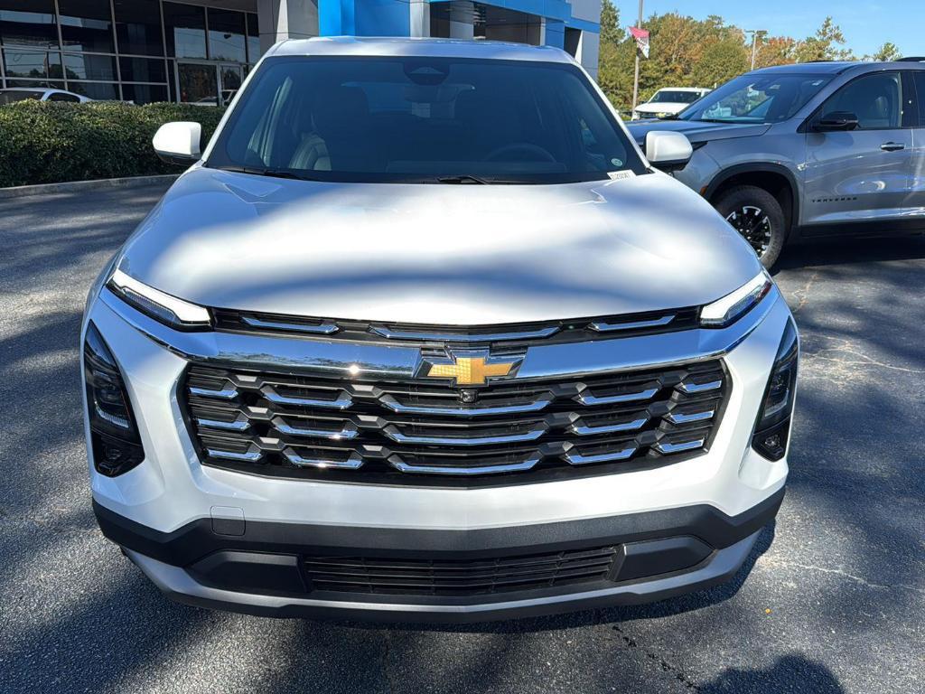 new 2026 Chevrolet Equinox car, priced at $33,490
