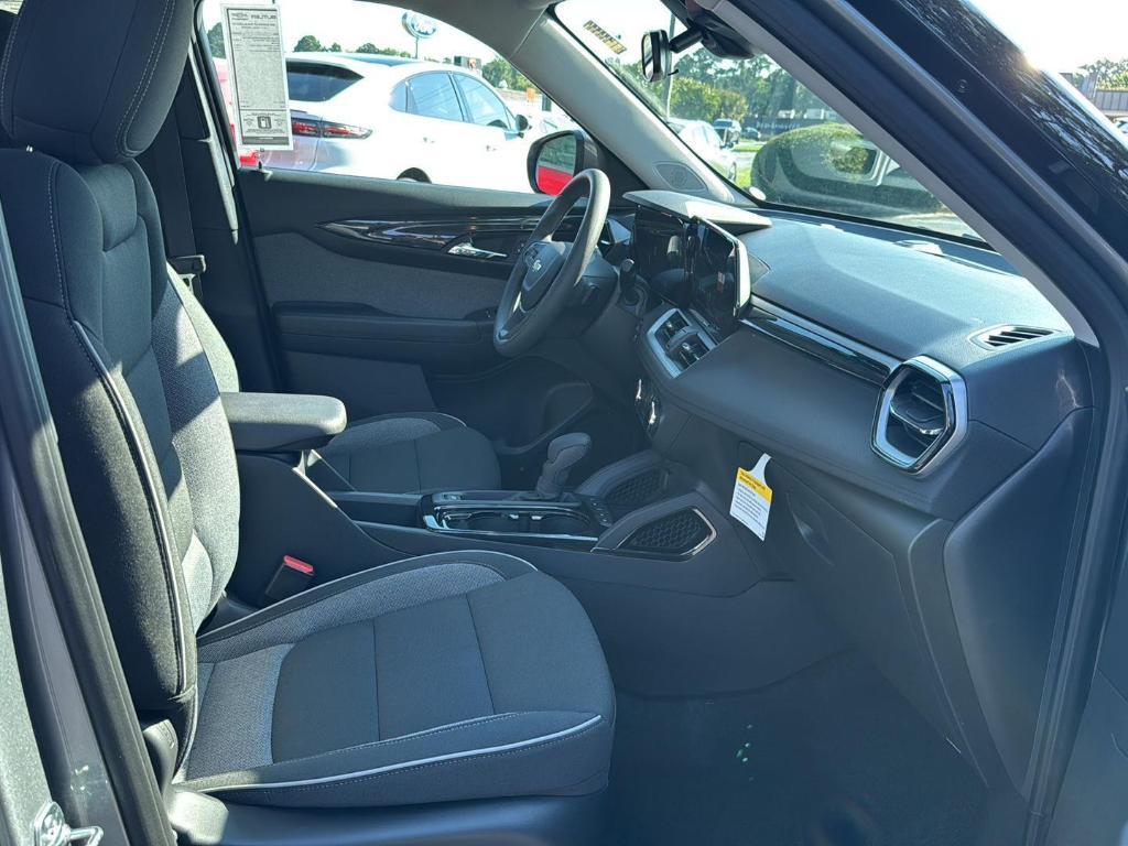new 2026 Chevrolet TrailBlazer car, priced at $25,625