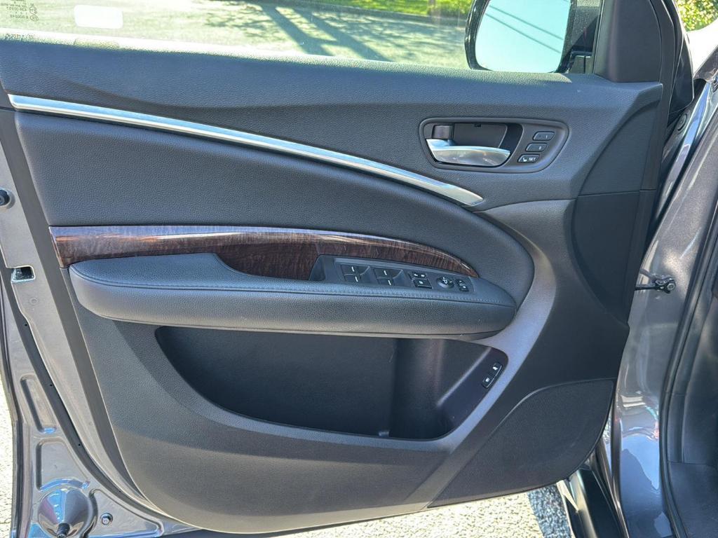 used 2020 Acura MDX car, priced at $22,995