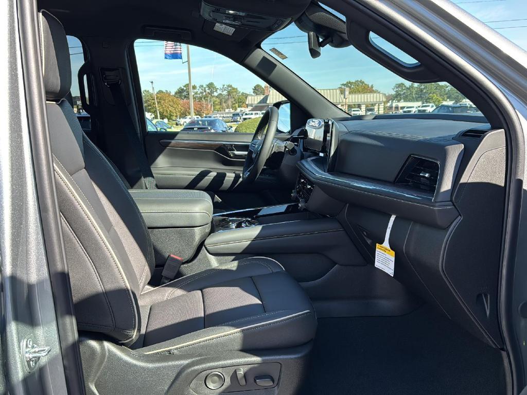 new 2025 Chevrolet Suburban car, priced at $78,095