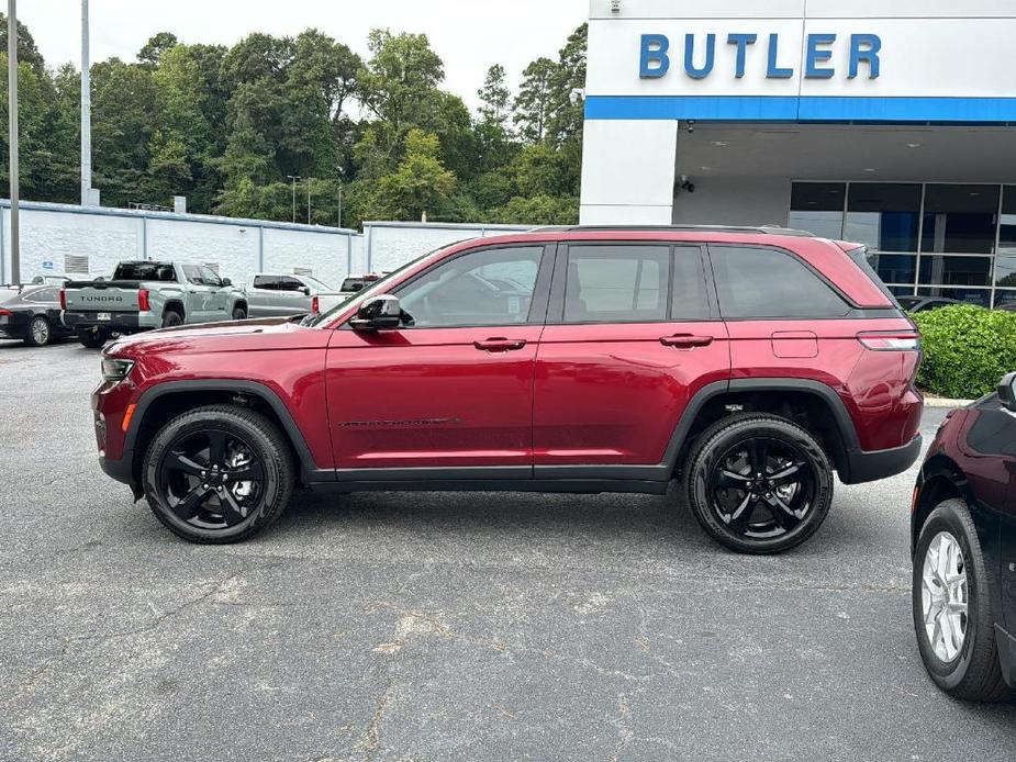 used 2023 Jeep Grand Cherokee car, priced at $39,500