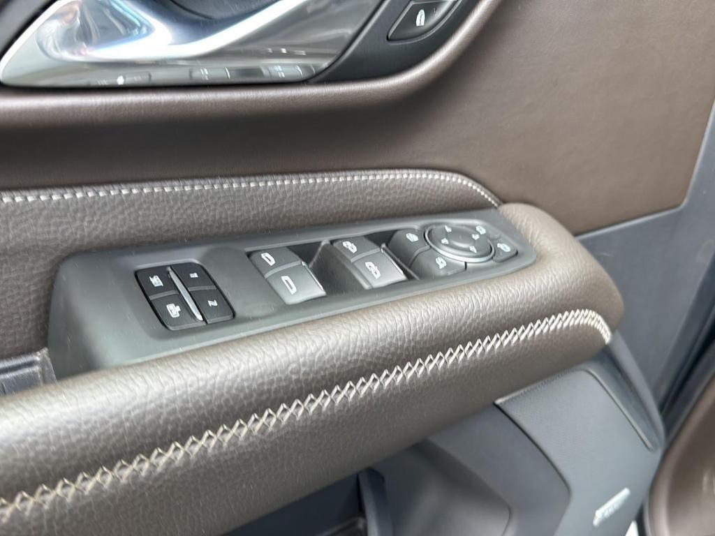 used 2021 GMC Yukon car, priced at $48,500