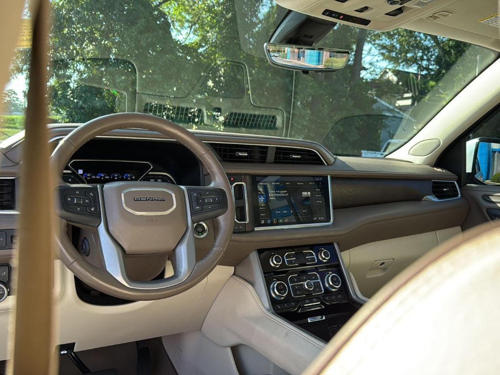 used 2021 GMC Yukon XL car, priced at $45,742