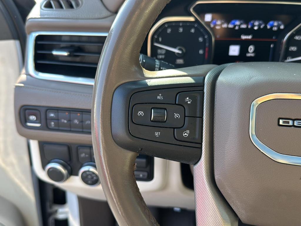 used 2021 GMC Yukon XL car, priced at $45,742