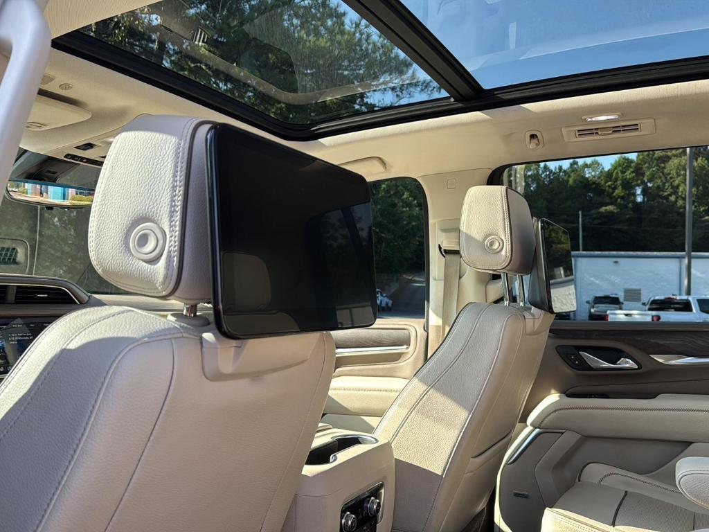 used 2021 GMC Yukon XL car, priced at $45,742