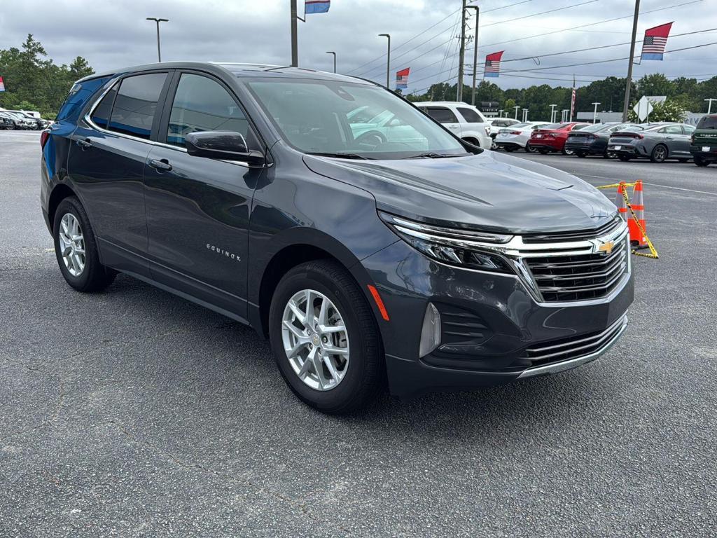 used 2023 Chevrolet Equinox car, priced at $21,555