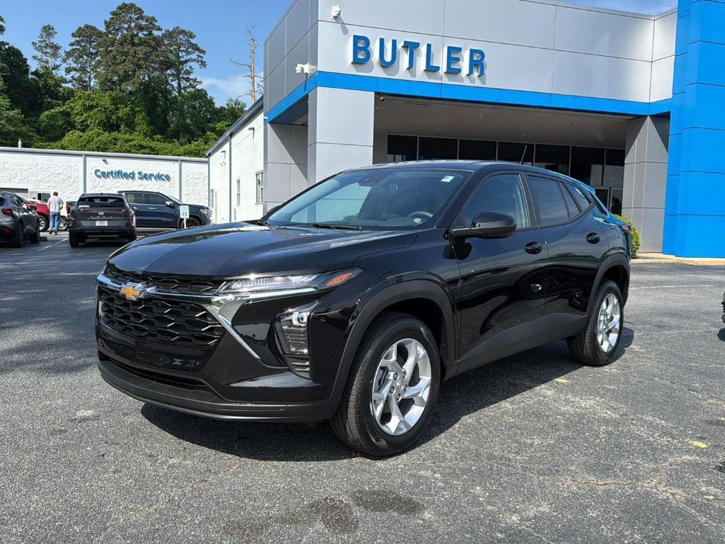 new 2025 Chevrolet Trax car, priced at $22,435