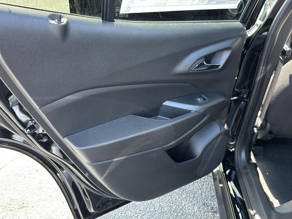 new 2025 Chevrolet Trax car, priced at $22,435