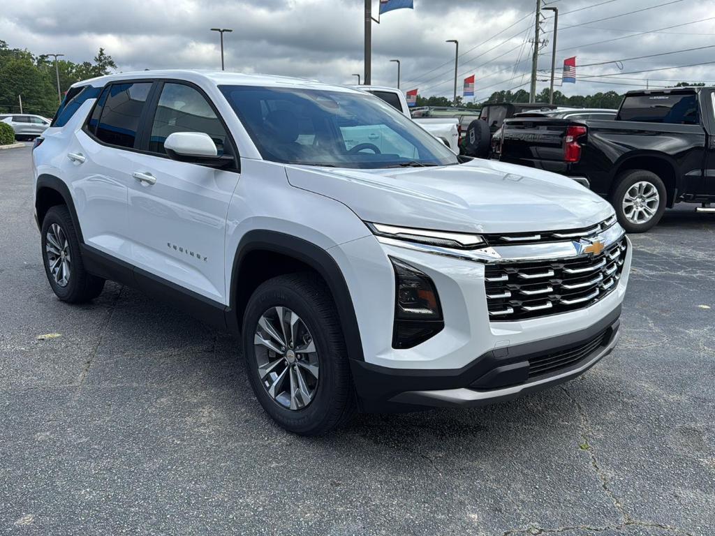 new 2026 Chevrolet Equinox car, priced at $32,085