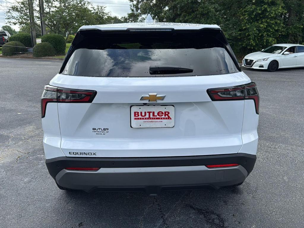new 2026 Chevrolet Equinox car, priced at $32,085