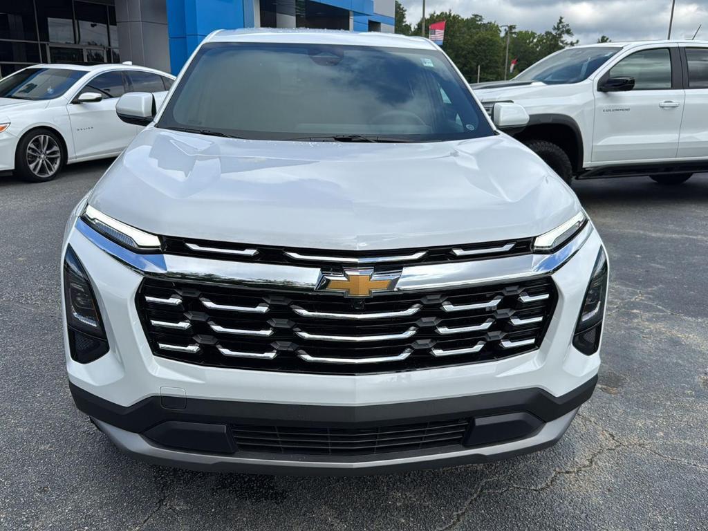 new 2026 Chevrolet Equinox car, priced at $32,085