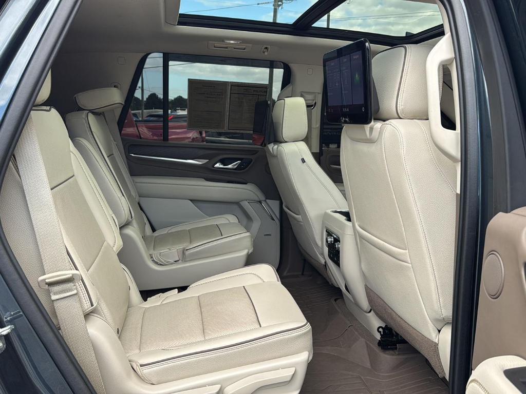 used 2021 GMC Yukon car, priced at $44,887