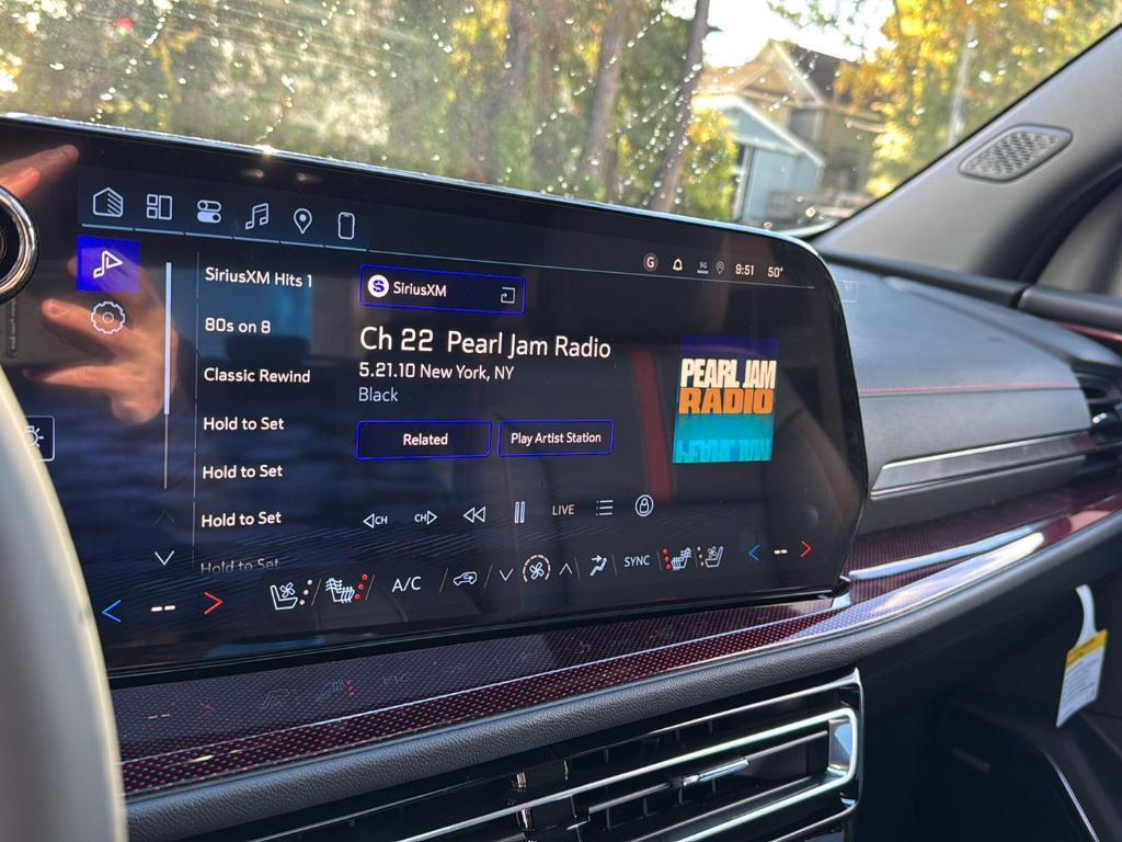 new 2026 Chevrolet Traverse car, priced at $58,835