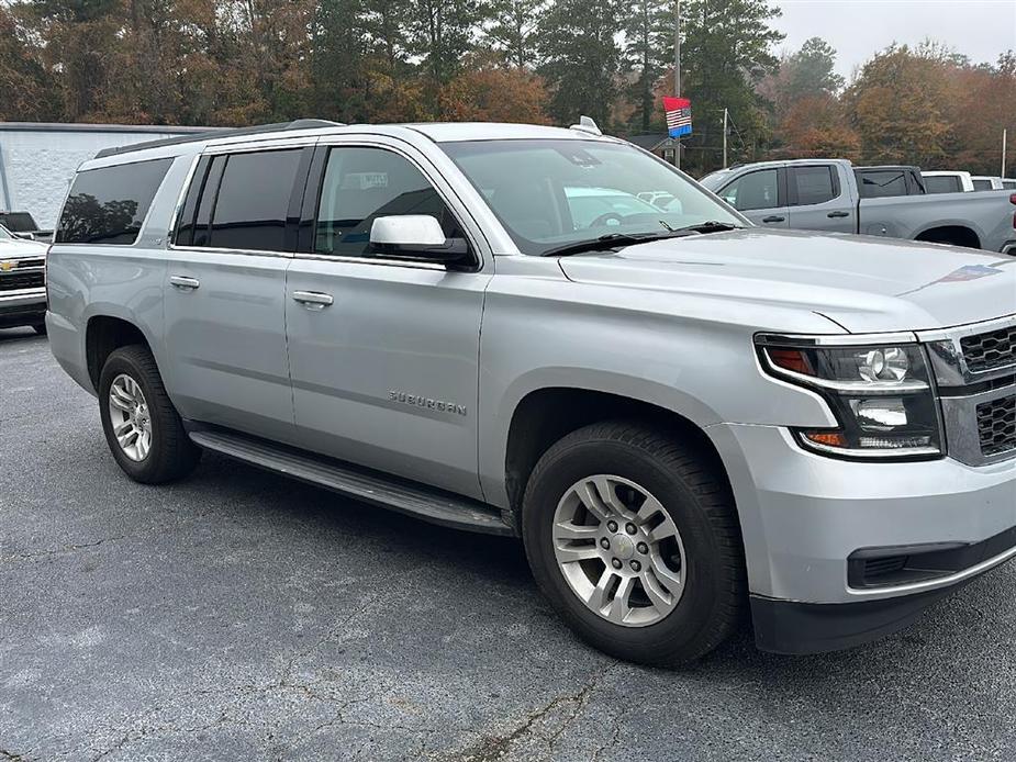 used 2019 Chevrolet Suburban car, priced at $22,500