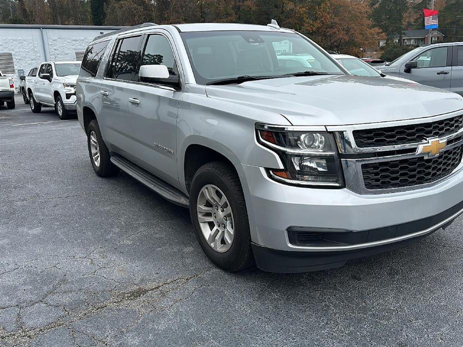 used 2019 Chevrolet Suburban car, priced at $22,500