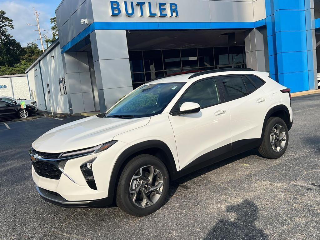 new 2025 Chevrolet Trax car, priced at $24,775