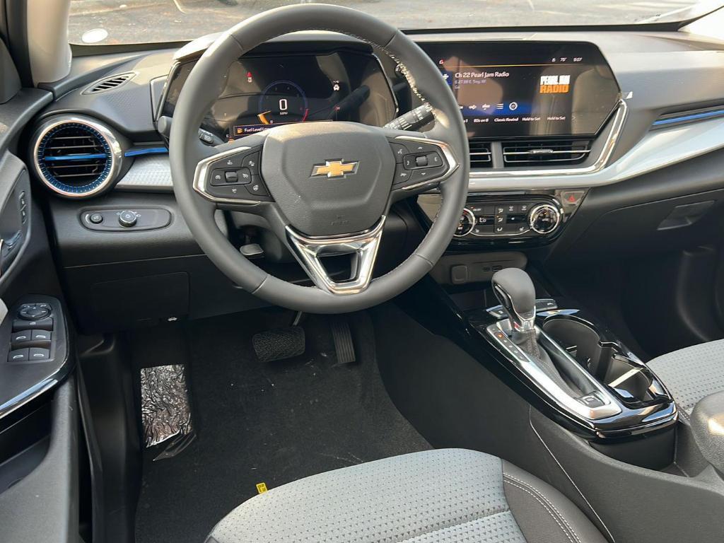 new 2025 Chevrolet Trax car, priced at $24,775
