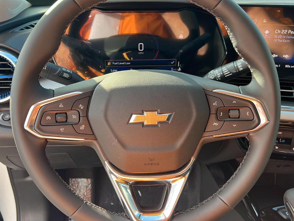 new 2025 Chevrolet Trax car, priced at $24,775
