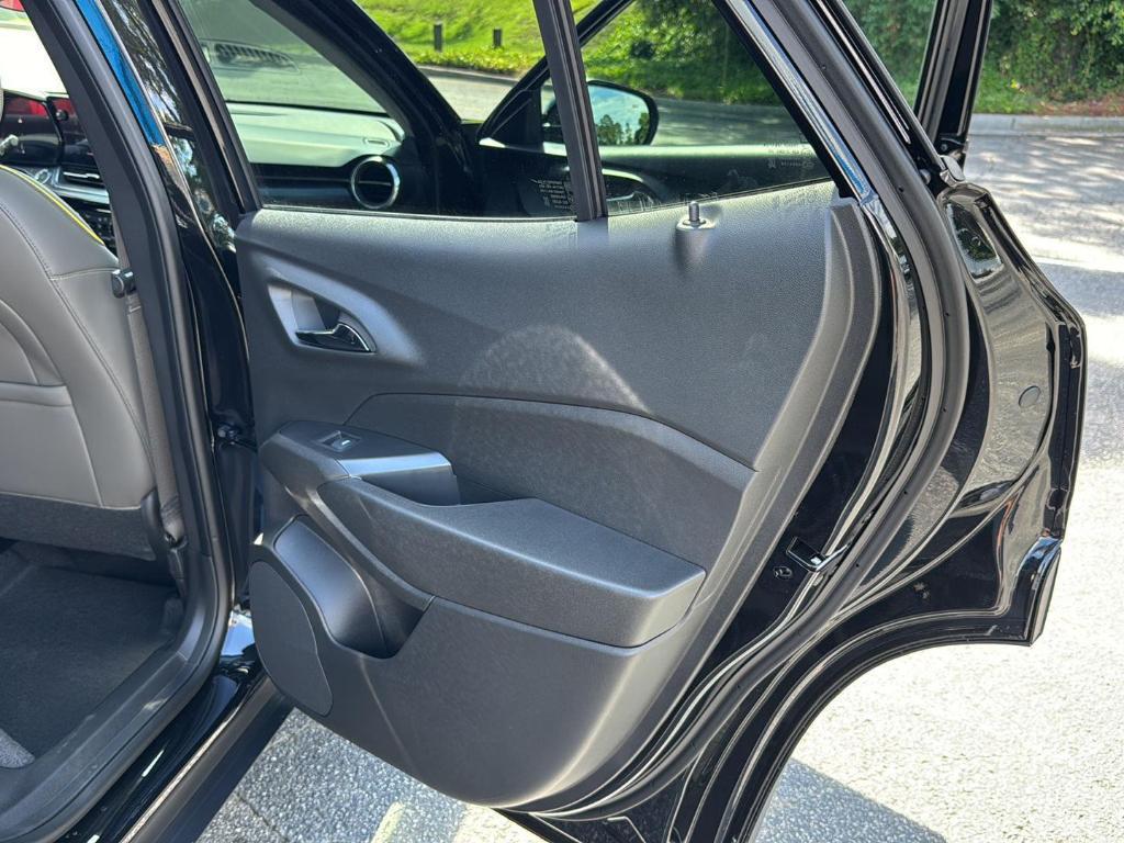 new 2025 Chevrolet Trax car, priced at $25,980