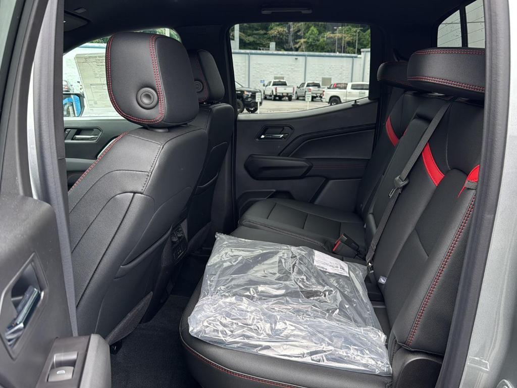 new 2025 Chevrolet Colorado car