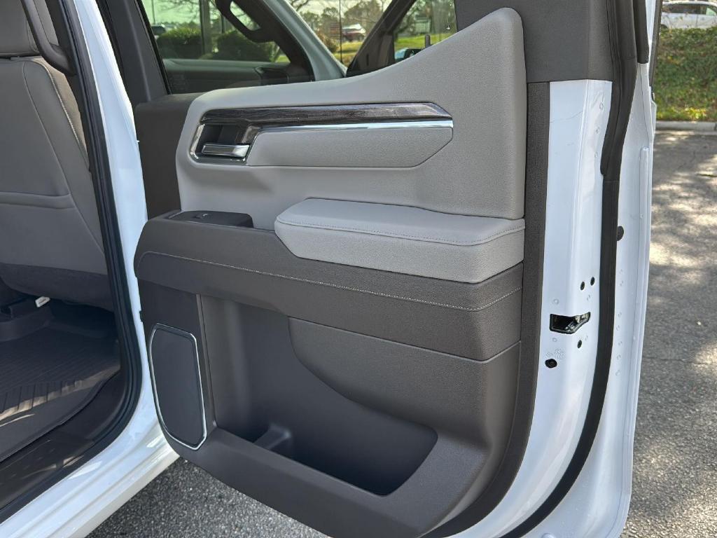 new 2025 Chevrolet Silverado 1500 car, priced at $66,160
