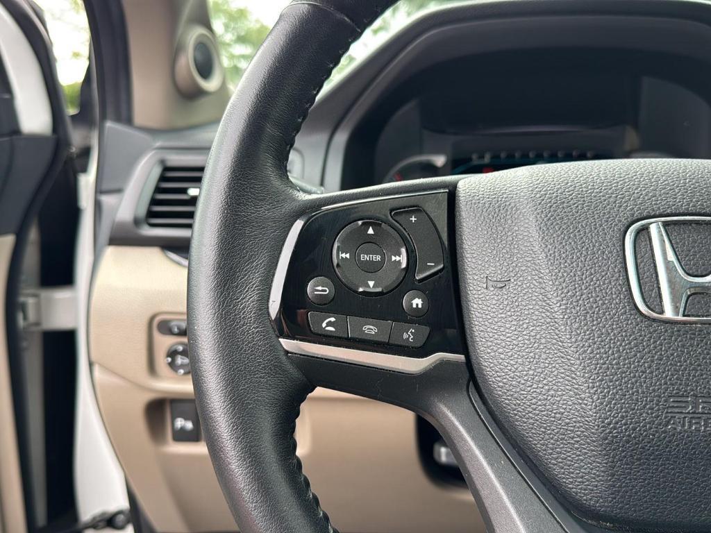used 2020 Honda Pilot car, priced at $24,995