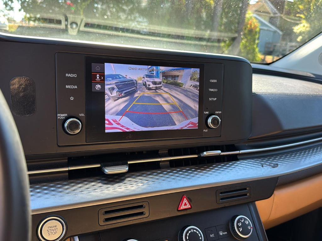 used 2023 Kia Carnival car, priced at $22,554