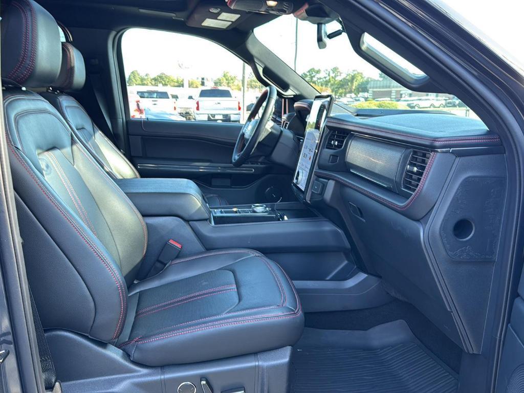used 2024 Ford Expedition car, priced at $62,996
