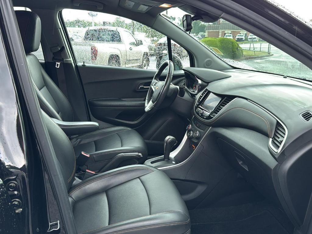 used 2022 Chevrolet Trax car, priced at $19,999