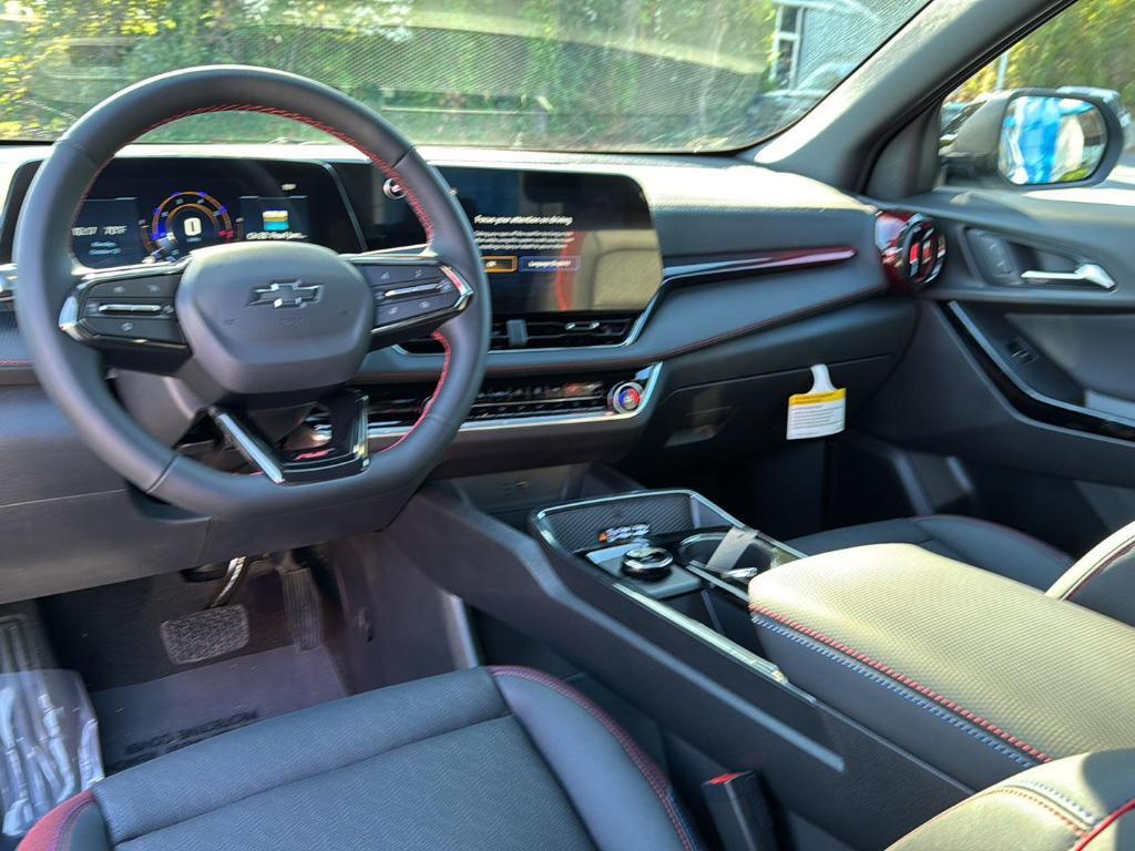 new 2026 Chevrolet Equinox car, priced at $38,875
