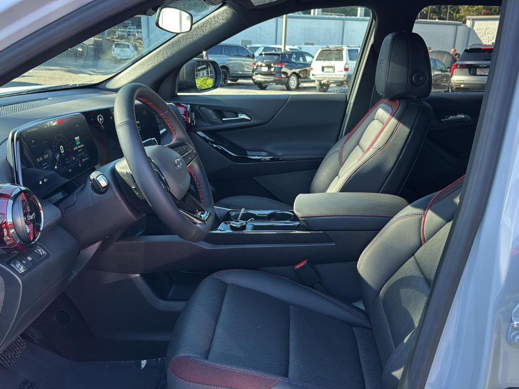 new 2026 Chevrolet Equinox car, priced at $38,875