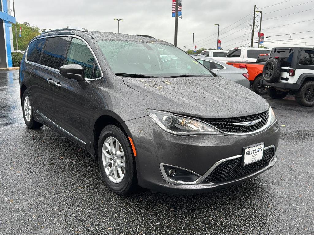 used 2020 Chrysler Pacifica car, priced at $21,444