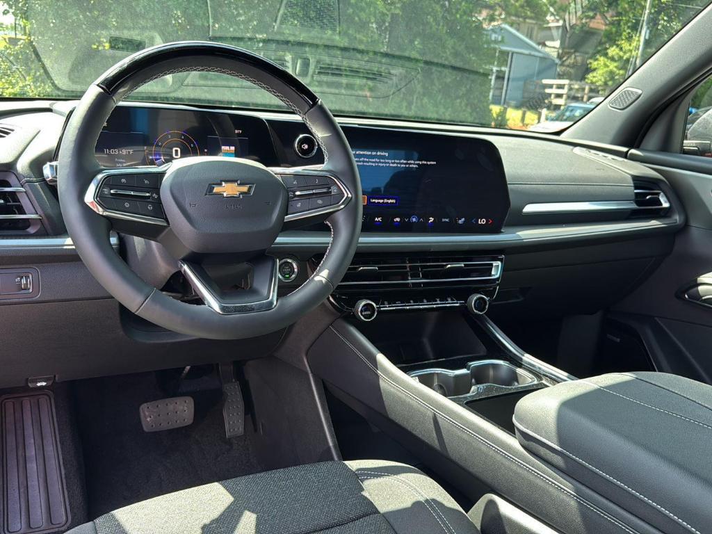 new 2025 Chevrolet Traverse car, priced at $47,125