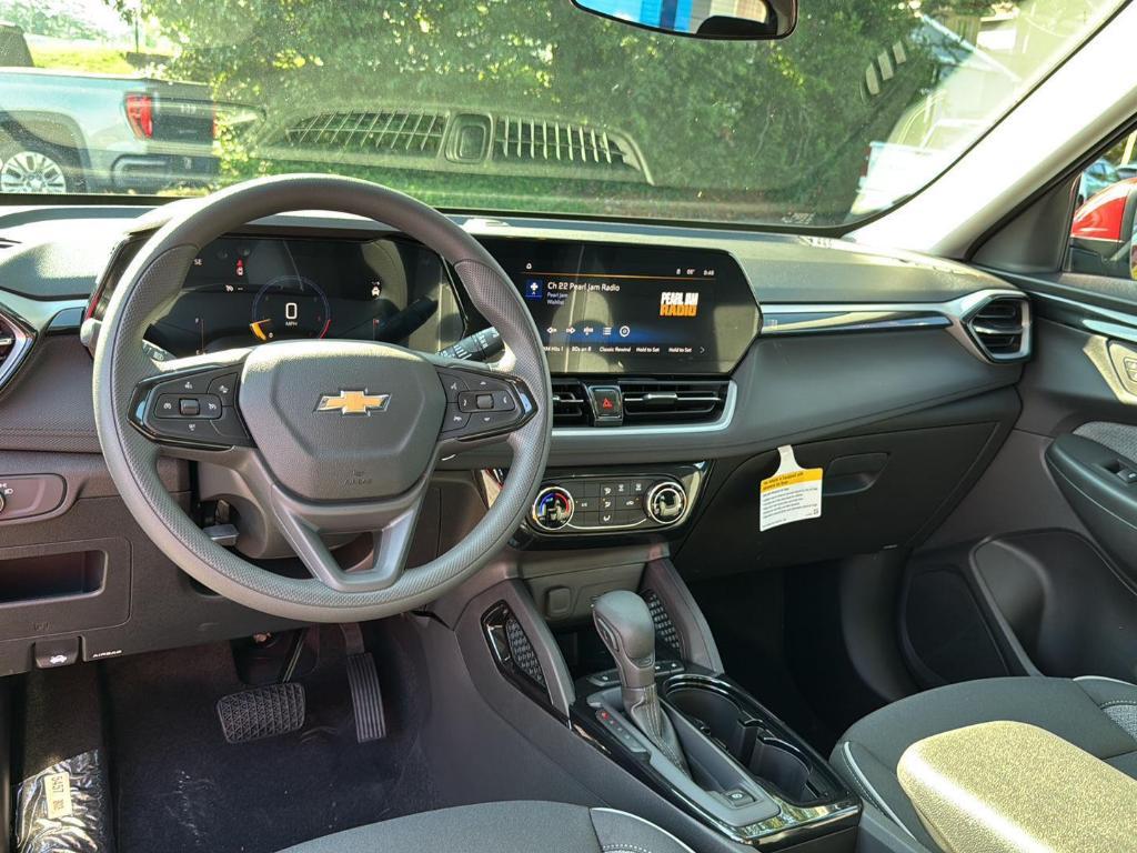 new 2026 Chevrolet TrailBlazer car, priced at $27,220