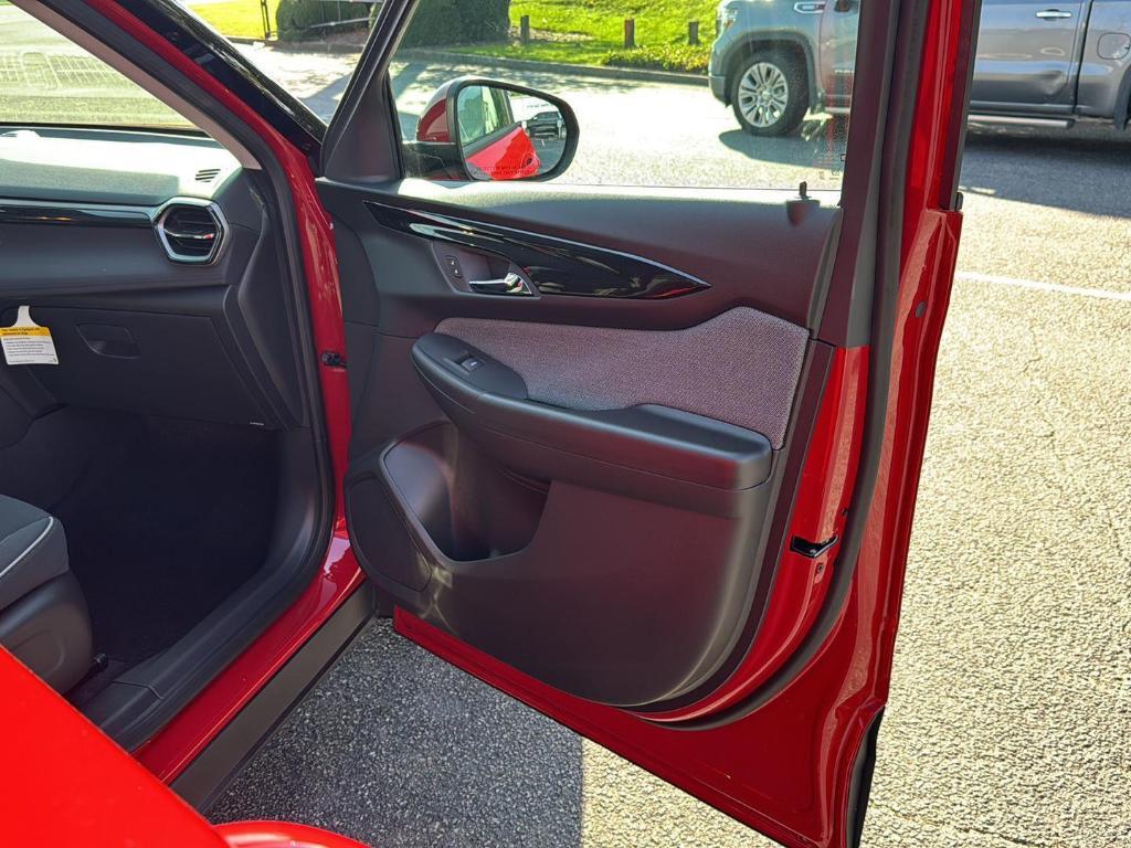 new 2026 Chevrolet TrailBlazer car, priced at $27,220
