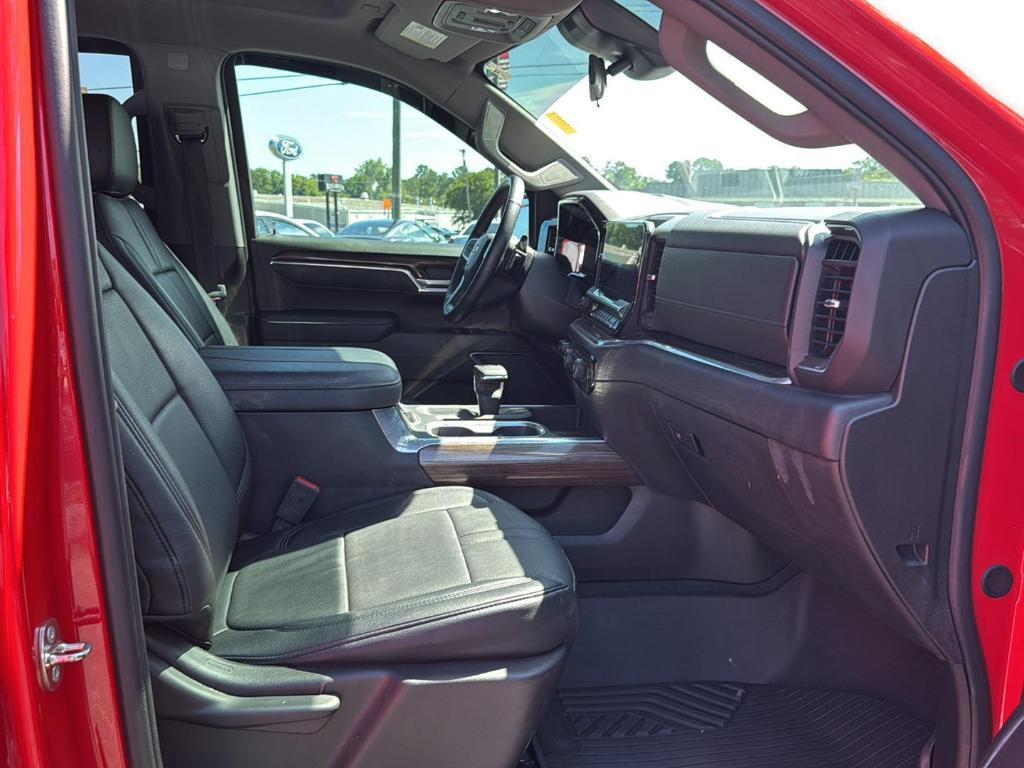 used 2024 Chevrolet Silverado 1500 car, priced at $43,995