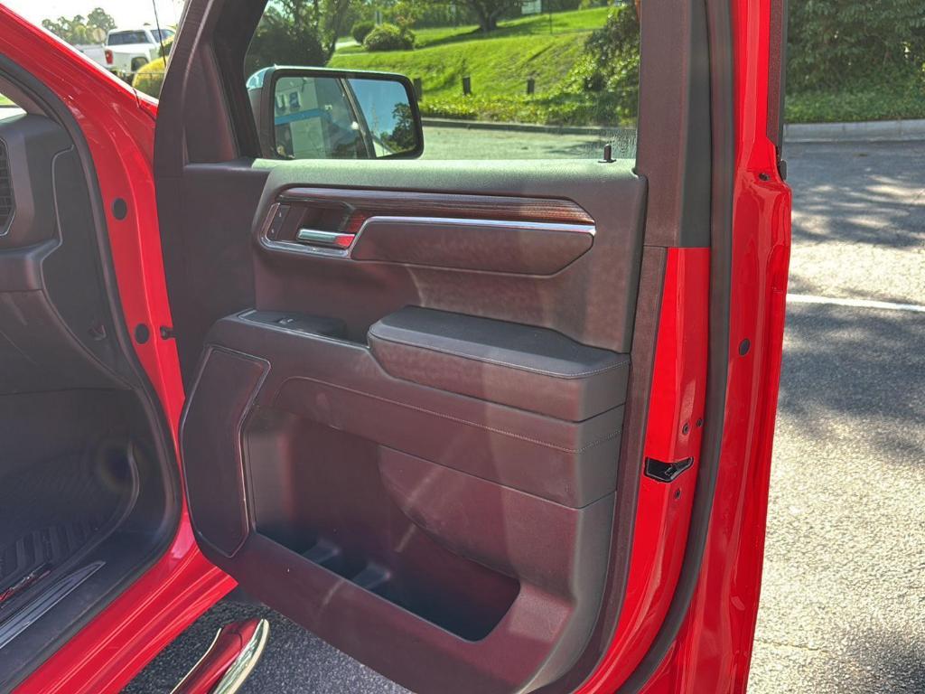 used 2024 Chevrolet Silverado 1500 car, priced at $43,995