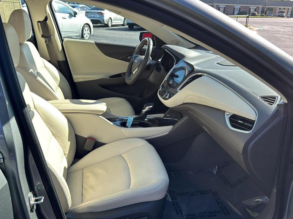 used 2024 Chevrolet Malibu car, priced at $19,250