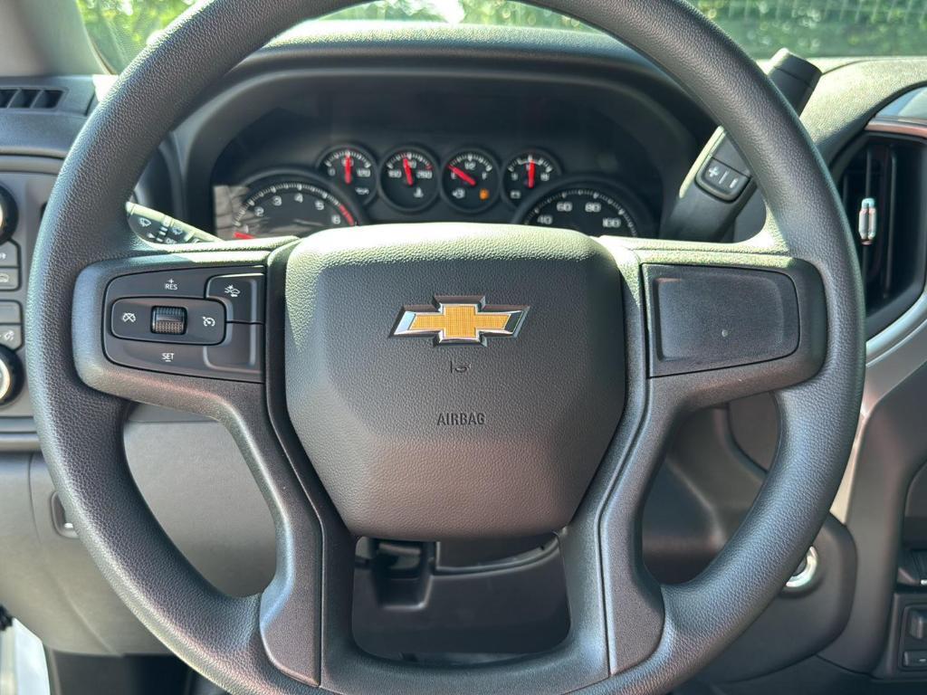 new 2025 Chevrolet Silverado 1500 car, priced at $43,330