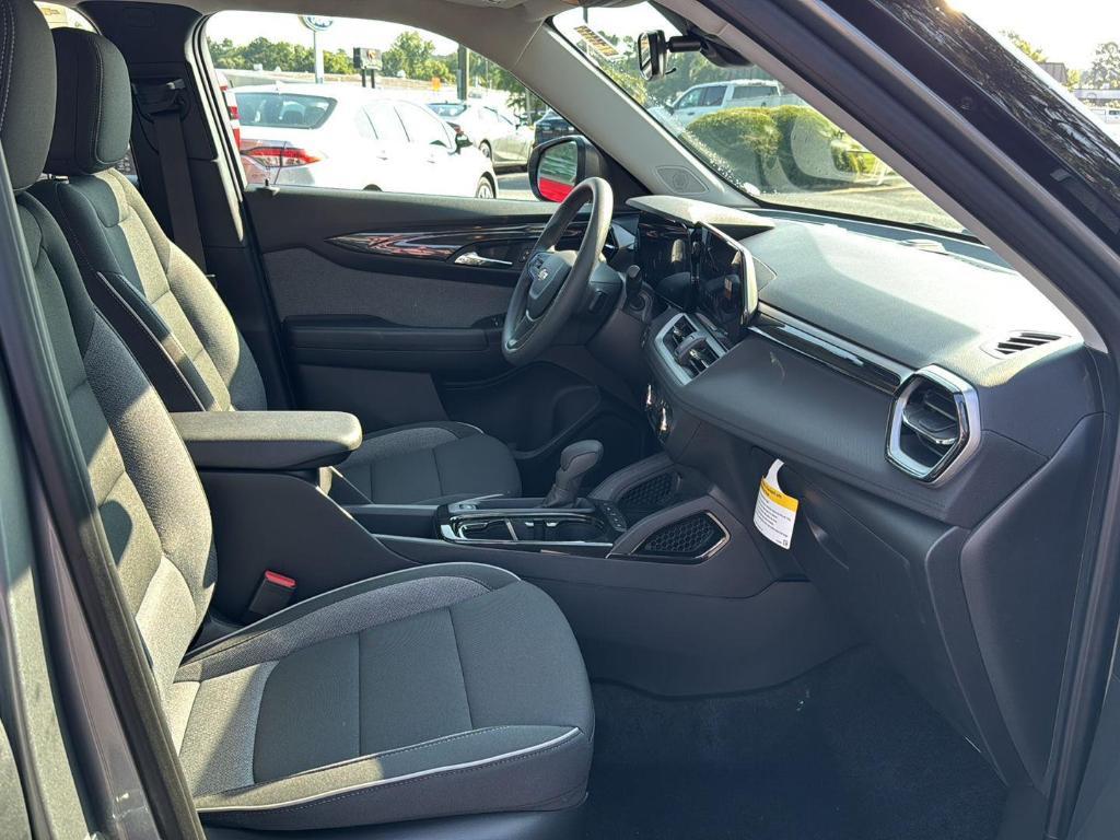 new 2026 Chevrolet TrailBlazer car, priced at $25,025