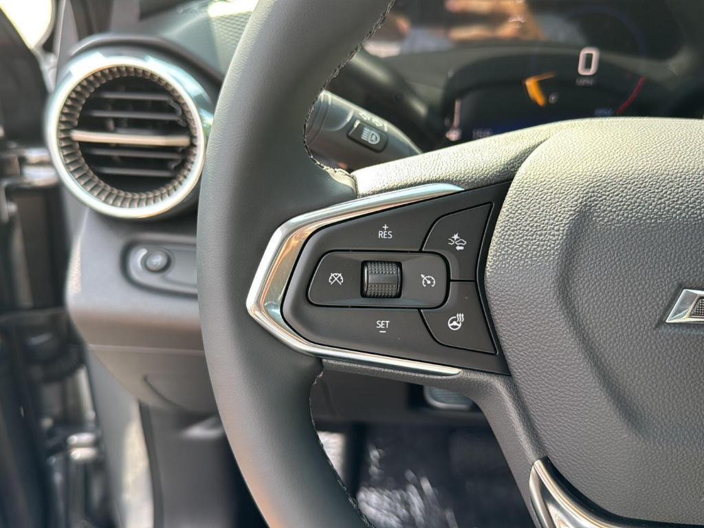 new 2025 Chevrolet Trax car, priced at $25,980