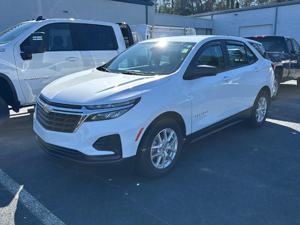 used 2024 Chevrolet Equinox car, priced at $24,444