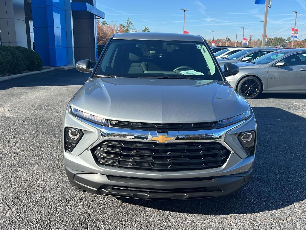 new 2025 Chevrolet TrailBlazer car, priced at $25,720