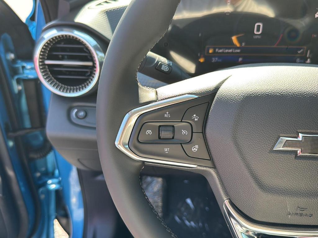 new 2025 Chevrolet Trax car, priced at $26,375