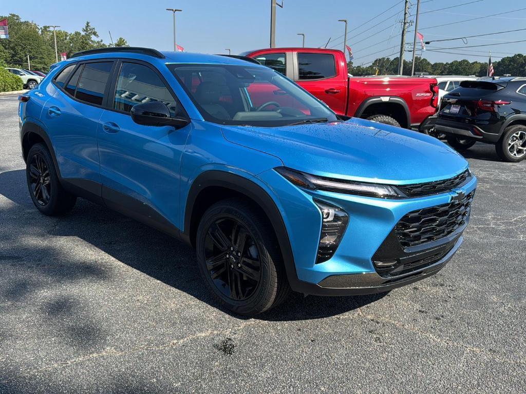 new 2025 Chevrolet Trax car, priced at $26,375