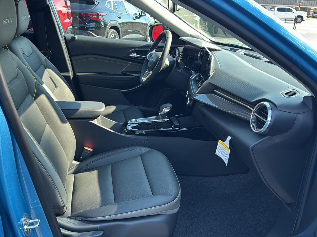 new 2025 Chevrolet Trax car, priced at $26,375