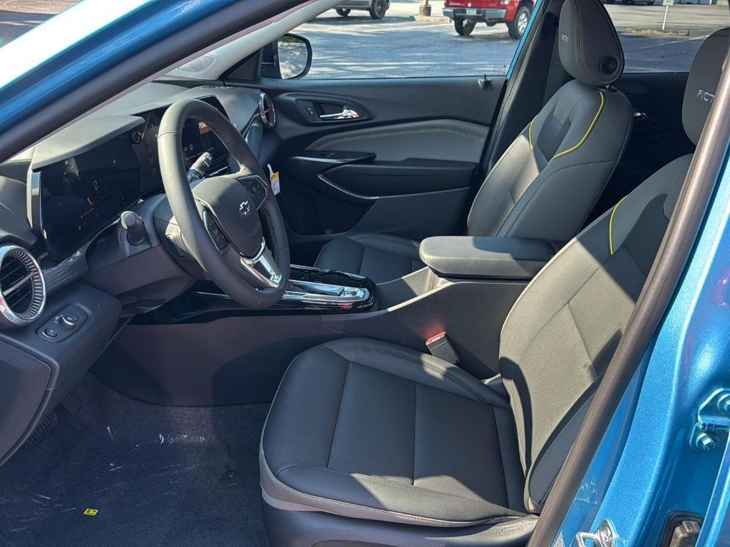 new 2025 Chevrolet Trax car, priced at $26,375