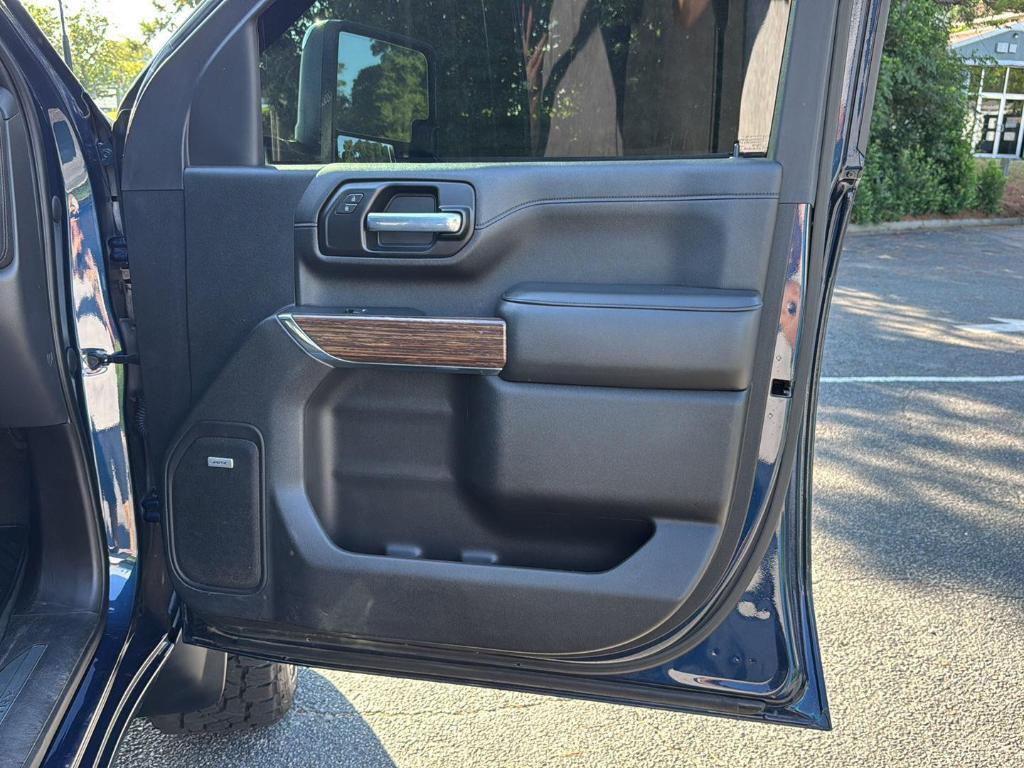 used 2021 Chevrolet Silverado 2500 car, priced at $56,000